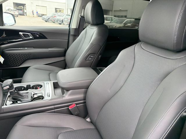 New 2027 Kia Carnival SX Prestige FWD image 18
