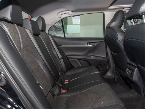 Used 2022 Toyota Camry XLE w/ Navigation Upgrade Package FWD image 22