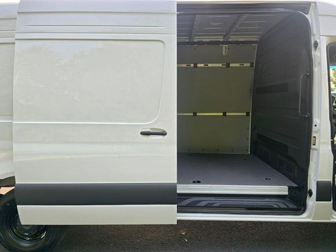 New 2026 Mercedes-Benz Sprinter 2500 image 22