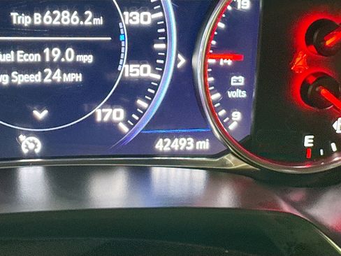 Used 2019 Chevrolet Blazer Premier image 17