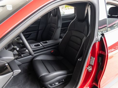 Certified 2025 Porsche Taycan AWD/4WD image 5