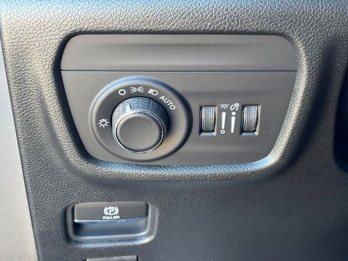 New 2025 Jeep Grand Cherokee L Altitude AWD/4WD image 12