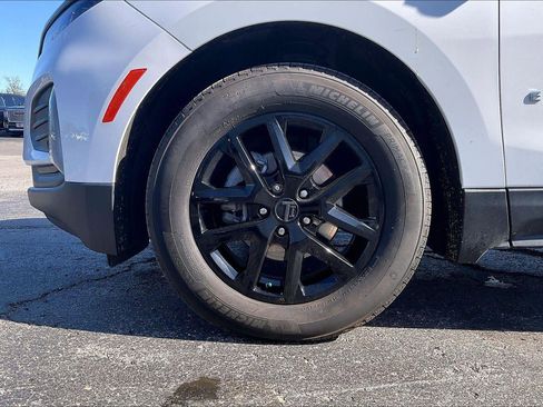 Used 2024 Chevrolet Equinox LT w/ LPO, Floor Liner Package image 9