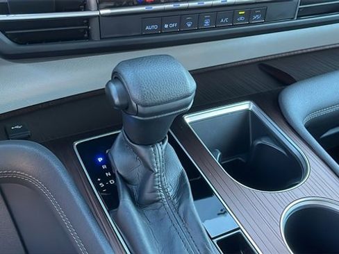 Certified 2022 Toyota Sienna LE image 15