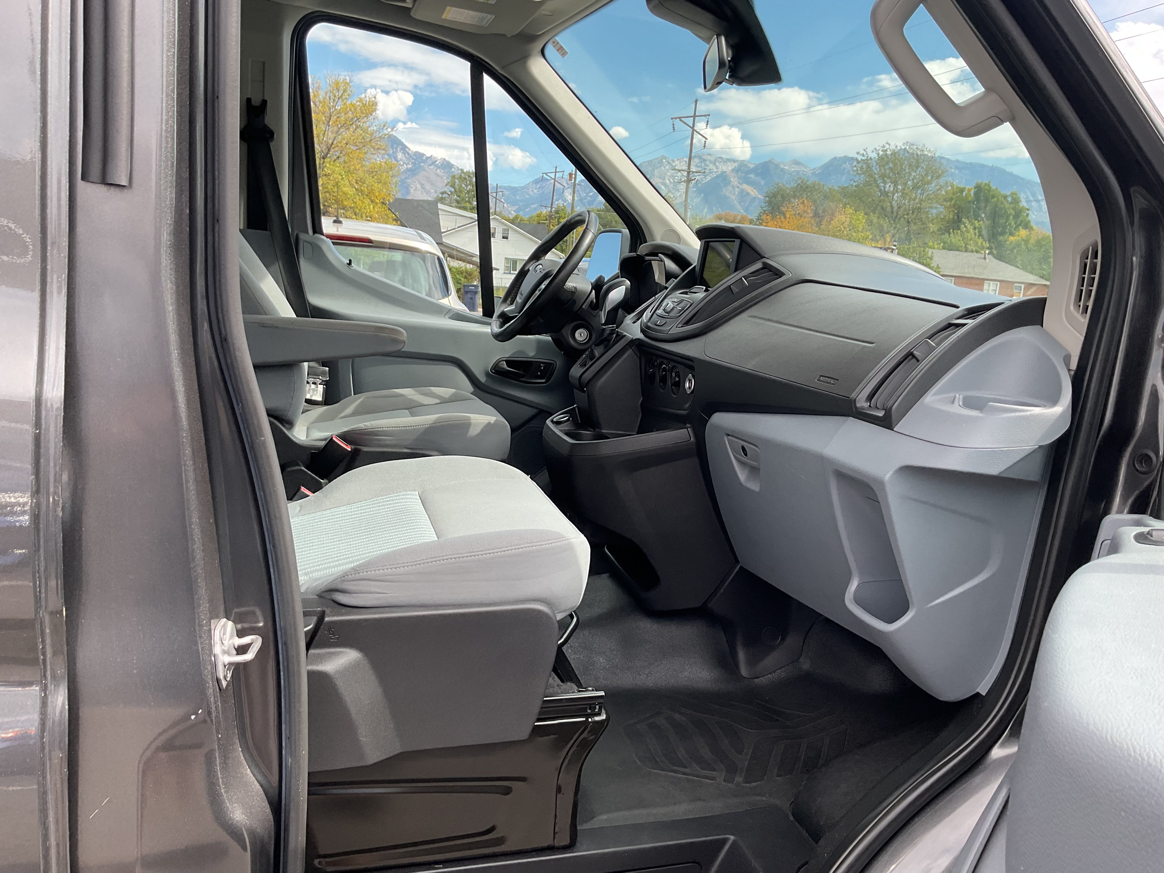 Used 2019 Ford Transit 350 XL RWD image 19