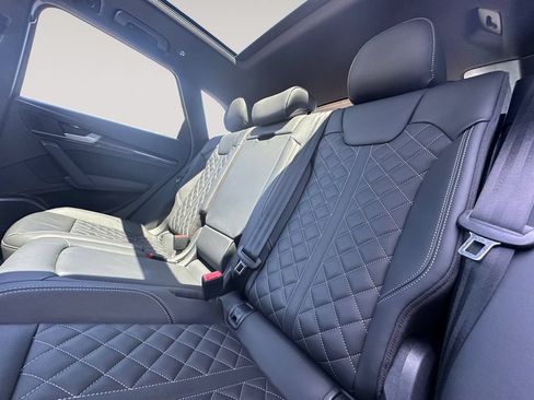 Certified 2024 Audi SQ5 Premium Plus w/ Premium Plus Package AWD/4WD image 13