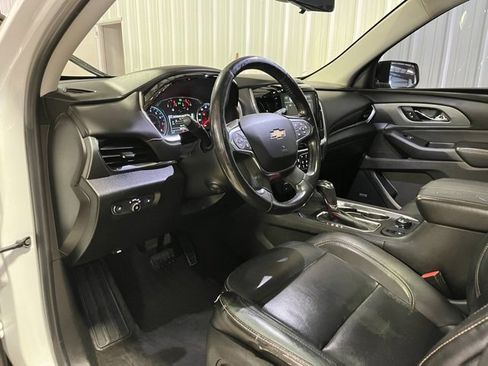 Used 2019 Chevrolet Traverse Premier w/ Redline Edition image 8