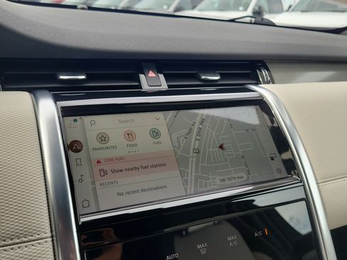 Used 2023 Land Rover Discovery Sport S R-Dynamic image 10