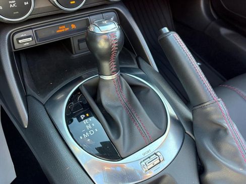 Used 2019 MAZDA MX-5 Miata RF Grand Touring w/ Appearance Package image 17