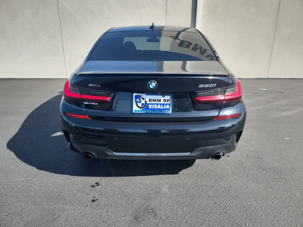 Used 2022 BMW 330i xDrive Sedan w/ M Sport Package AWD/4WD image 6