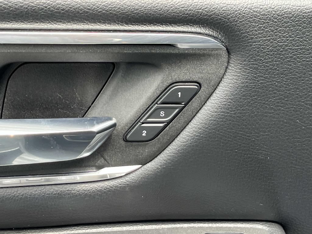 Used 2025 RAM 1500 Laramie AWD/4WD image 27