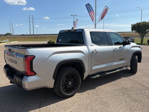 Used 2024 Toyota Tundra Limited AWD/4WD image 3