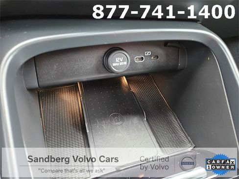 Certified 2023 Volvo XC40 B5 Plus image 24