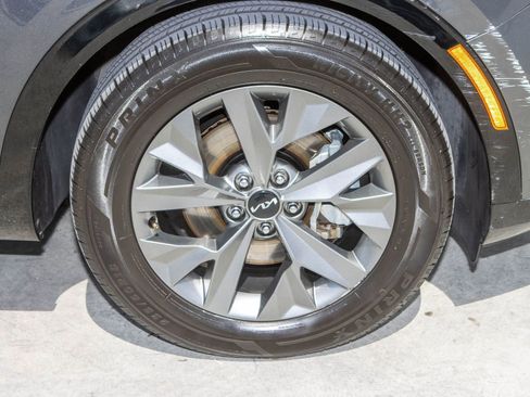 Used 2023 Kia Sportage SX image 40