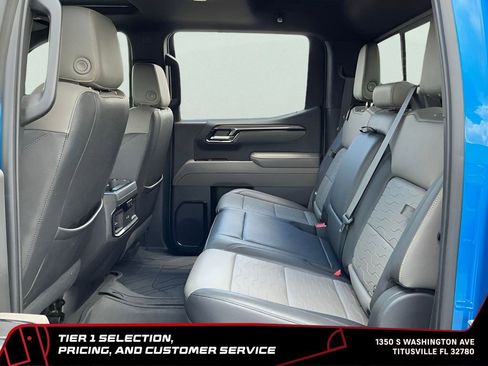 Used 2022 Chevrolet Silverado 1500 ZR2 w/ Technology Package AWD/4WD image 33