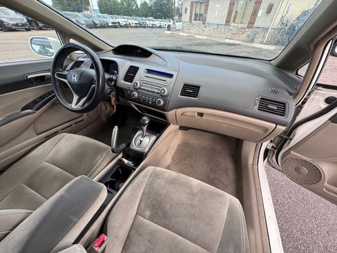 Used 2010 Honda Civic LX image 9