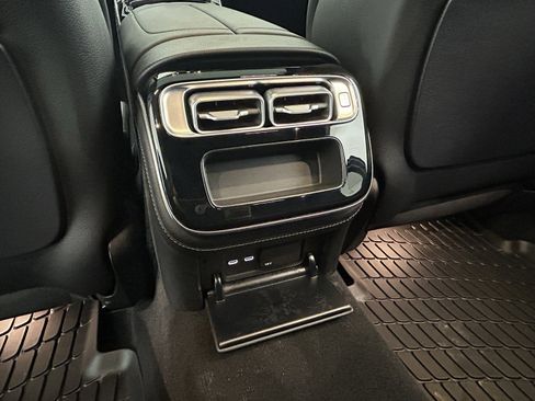 Used 2022 Mercedes-Benz S 580 S 580 image 35