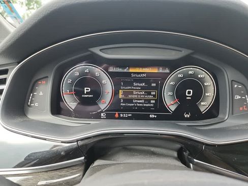 Used 2023 Audi Q7 2.0T Premium Plus w/ Premium Plus Package AWD/4WD image 19