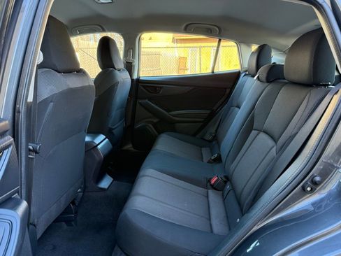 Used 2019 Subaru Impreza 2.0i Premium image 16