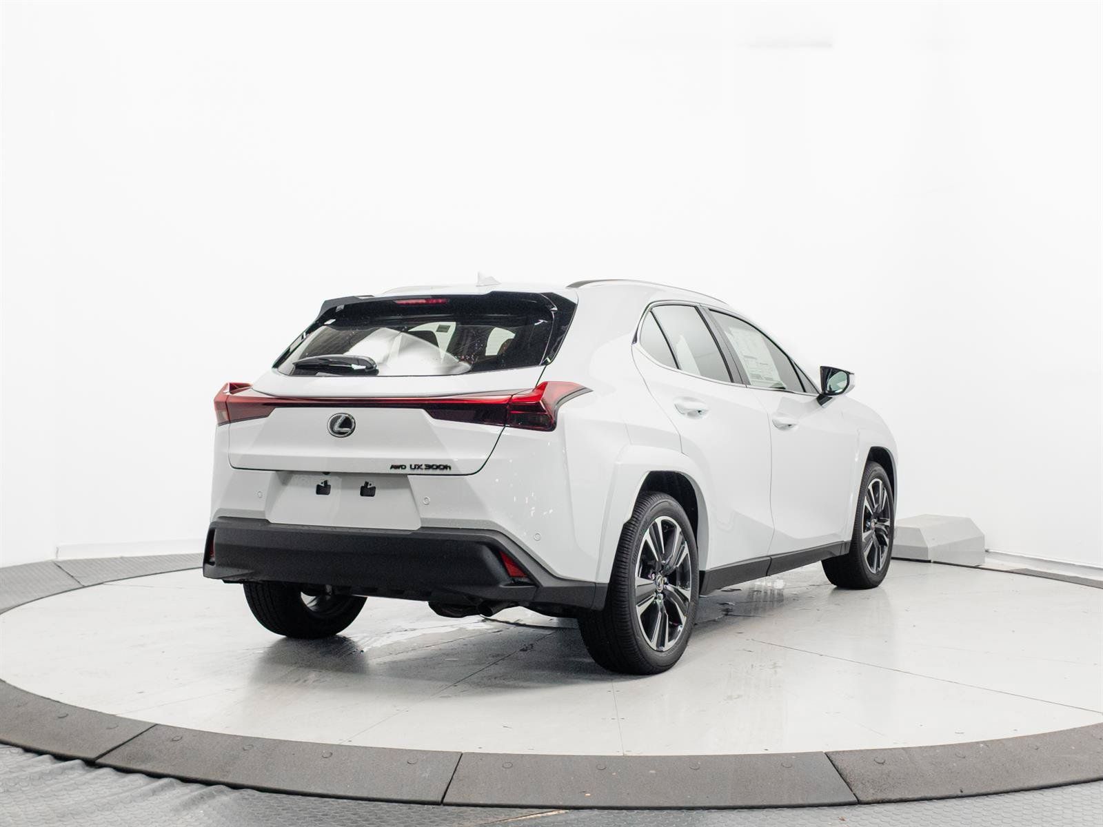 New 2026 Lexus UX 300h AWD image 12