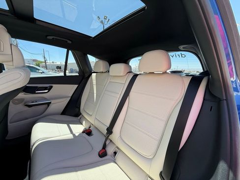 Used 2026 Mercedes-Benz GLC 300 image 14