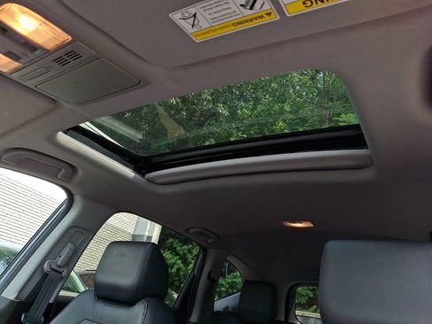 Used 2021 Honda CR-V EX-L image 12