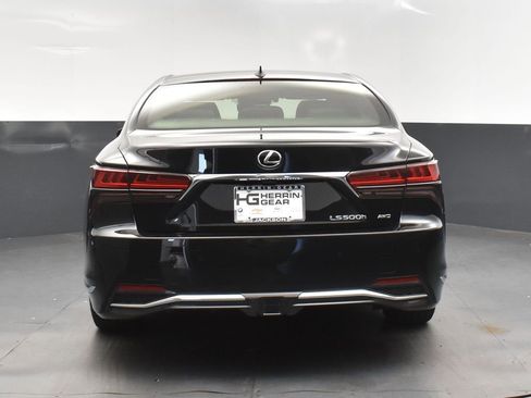 Used 2023 Lexus LS 500h AWD w/ Luxury Package image 6