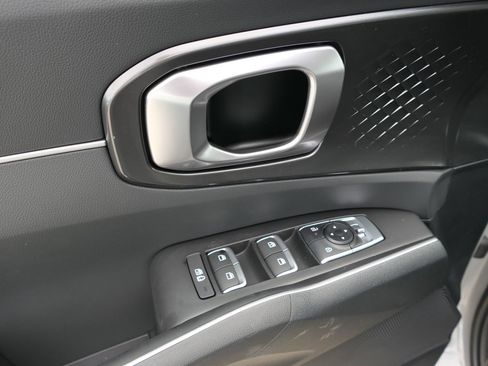 New 2026 Kia Sorento S image 12