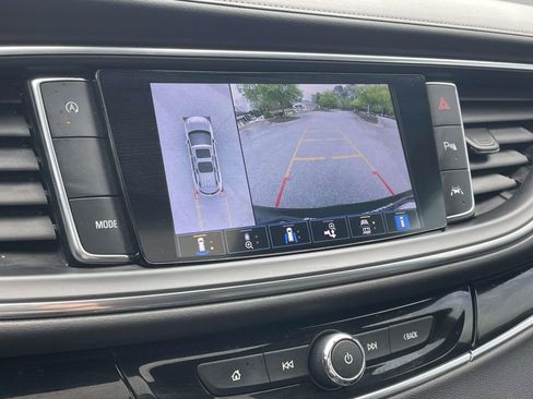 Used 2023 Buick Enclave Avenir w/ Avenir Technology Package FWD image 27