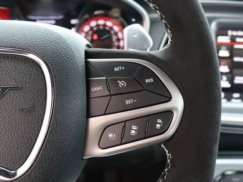 Used 2023 Dodge Challenger SRT Hellcat Widebody image 18