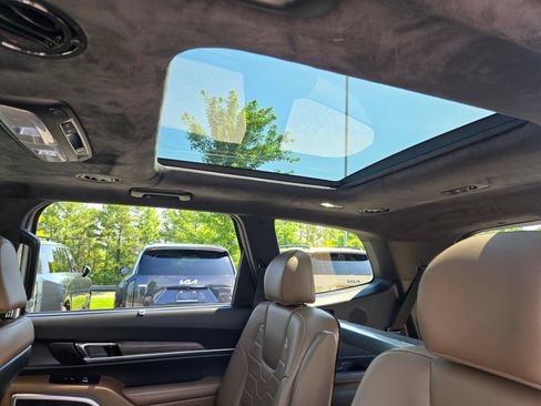 Used 2022 Kia Telluride SX w/ SX Prestige Package AWD/4WD image 33