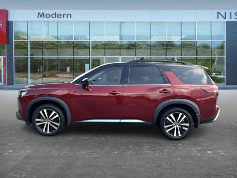 Certified 2023 Nissan Pathfinder Platinum AWD/4WD image 8