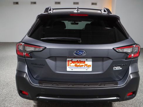 Used 2023 Subaru Outback Onyx Edition XT image 8