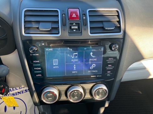 Used 2017 Subaru Forester 2.5i Premium image 19