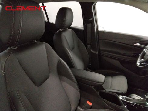 Used 2025 Buick Encore GX Preferred image 39