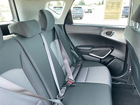 Used 2025 Kia Soul LX w/ LX Technology Package image 37
