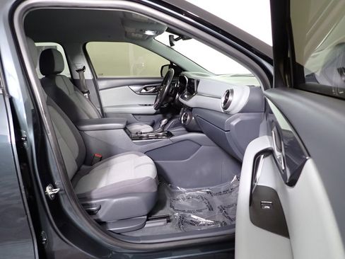 Used 2019 Chevrolet Blazer LT image 41