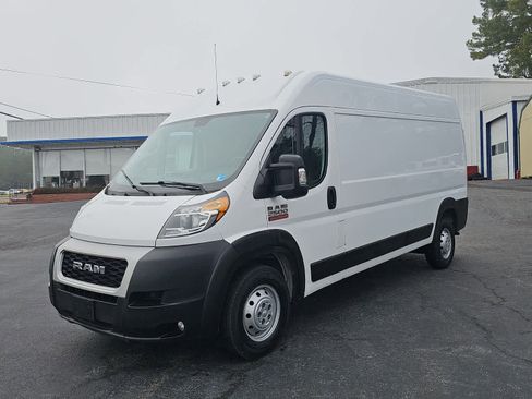 Used 2021 RAM ProMaster 2500 w/ Convenience Group image 7