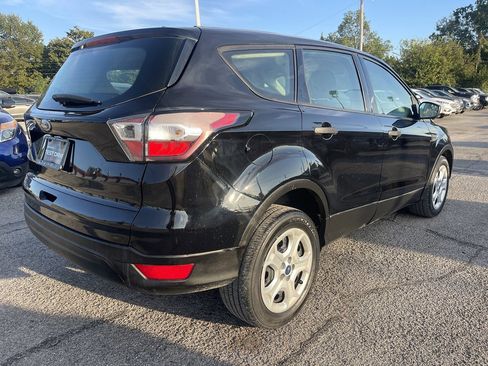 Used 2017 Ford Escape S image 3