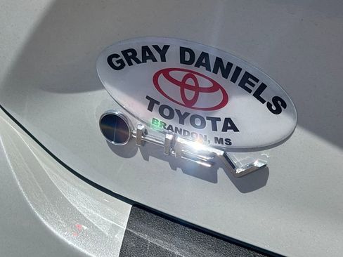 New 2026 Toyota Camry XSE FWD image 33