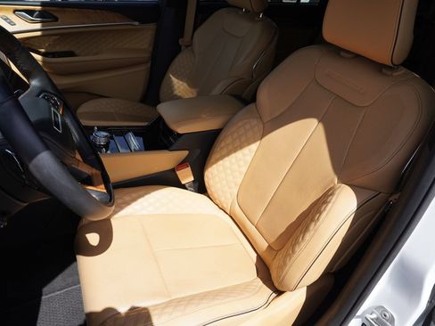 Used 2021 Jeep Grand Cherokee L Summit AWD/4WD image 20
