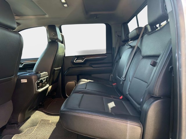 Used 2024 GMC Sierra 2500 Denali w/ Denali Reserve Package AWD/4WD image 11