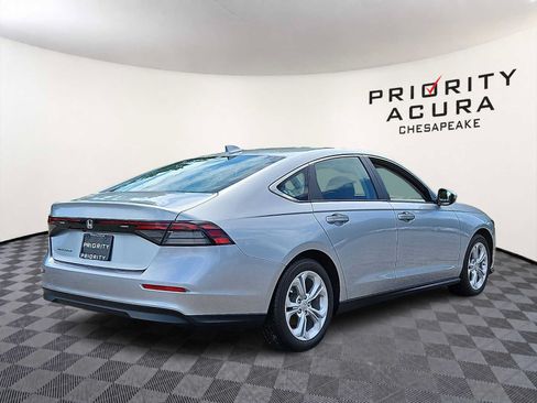 Used 2025 Honda Accord LX image 4