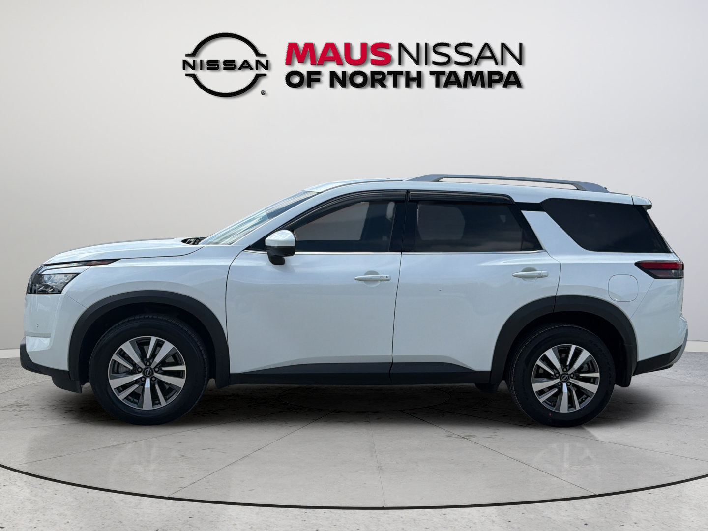 Certified 2025 Nissan Pathfinder SL AWD/4WD image 6