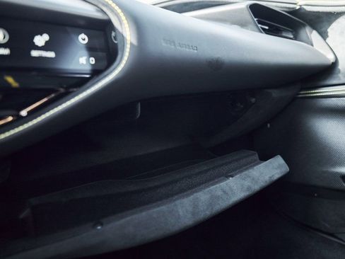 Used 2023 Ferrari SF90 Stradale image 54