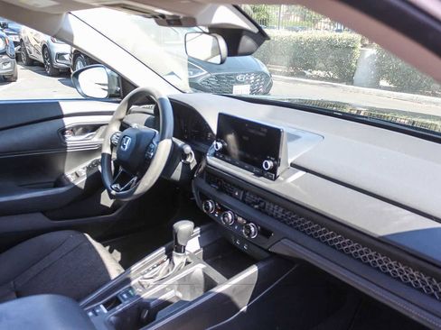 Used 2023 Honda Accord LX image 22