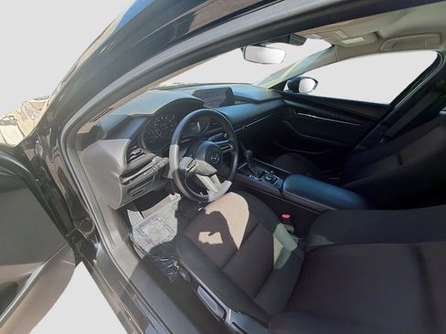 Used 2021 MAZDA MAZDA3 s FWD image 9
