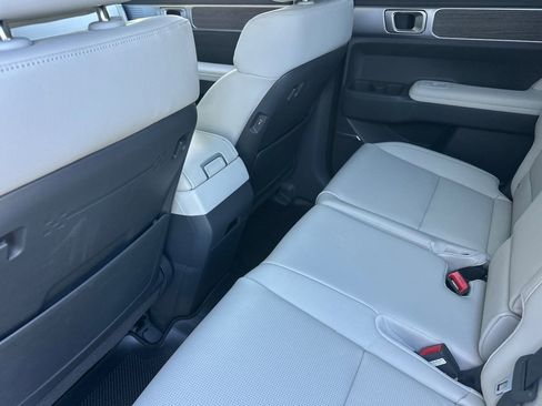 New 2025 Hyundai Santa Fe Limited image 12