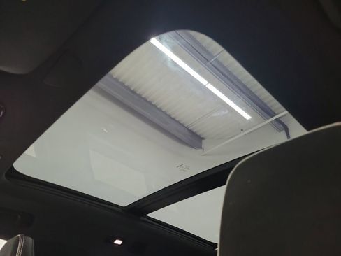 Certified 2023 Volvo XC40 Recharge Plus w/ Protection Package Premier image 19