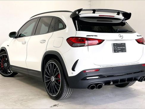 Used 2023 Mercedes-Benz GLA 45 AMG 4MATIC image 11